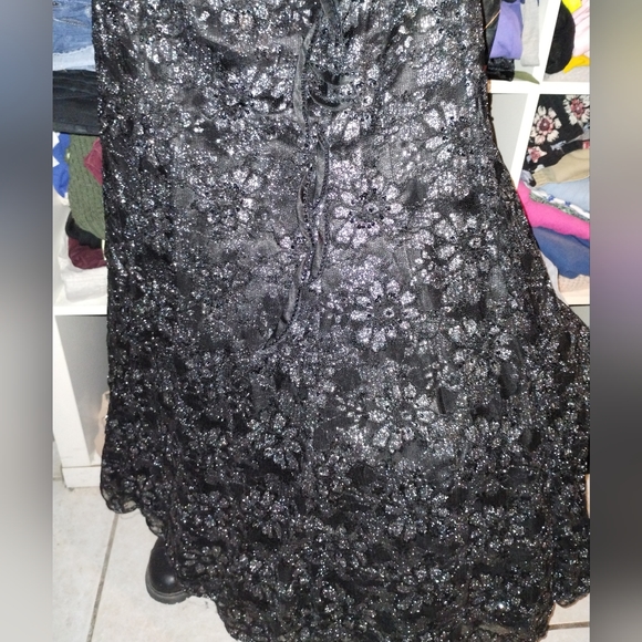 Fiesta Large strapless mermaid style formal dress - Picture 10 of 16